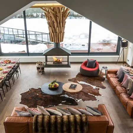 5br Beautiful With Exceptional Facilities *